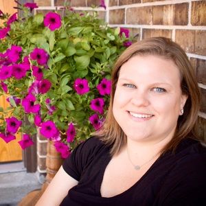 Meet your Posher, Lauren